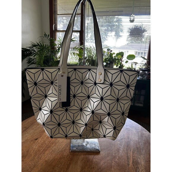 Isabelle Handbags - Isabelle Ivory Geometric Tile  Handbag  Handle Tote Multi Pocket Top Zip New